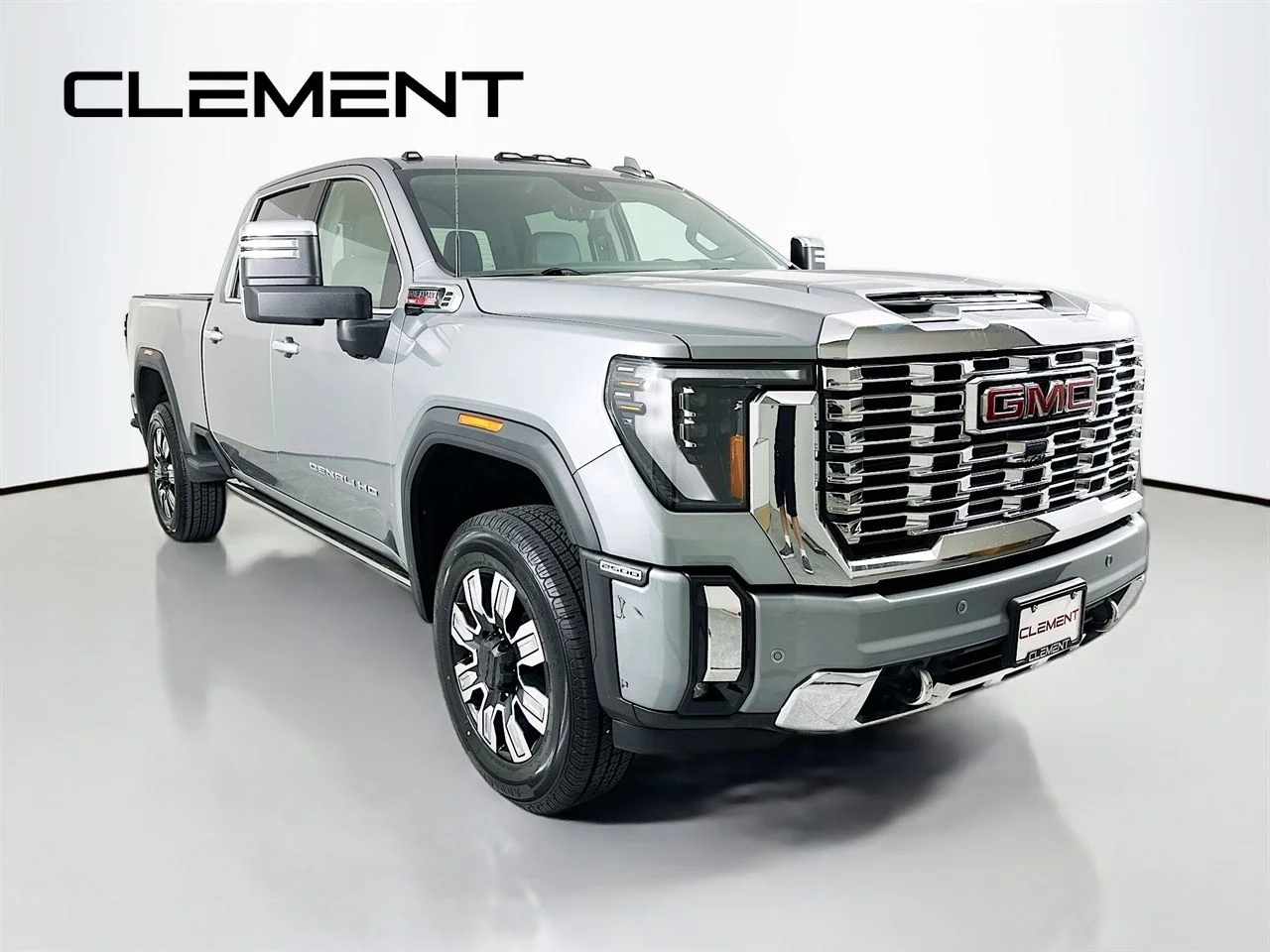 Used 2024 Sterling GMC Denali image 5