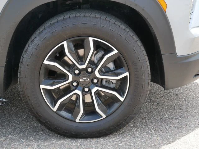 Used 2024 Sterling Gray Metallic Chevrolet ACTIV image 9