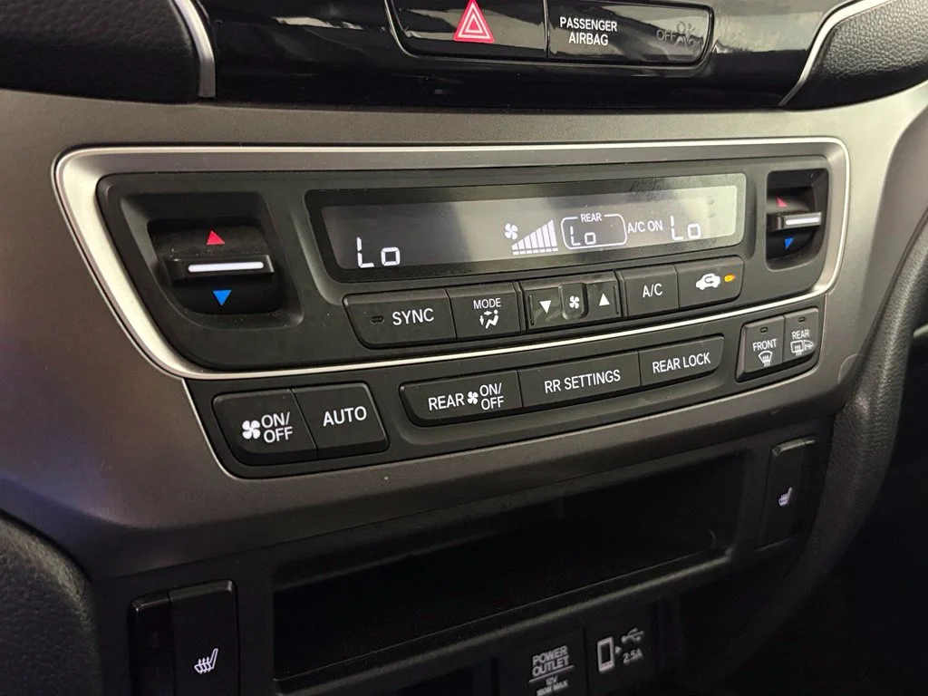 Used 2021  Honda Special Edition image 25
