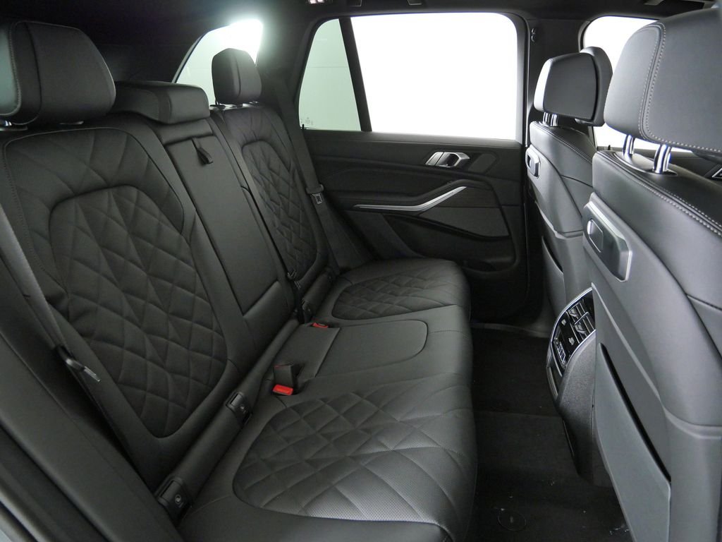 New 2026 Brooklyn Grey Metallic BMW xDrive40i image 27