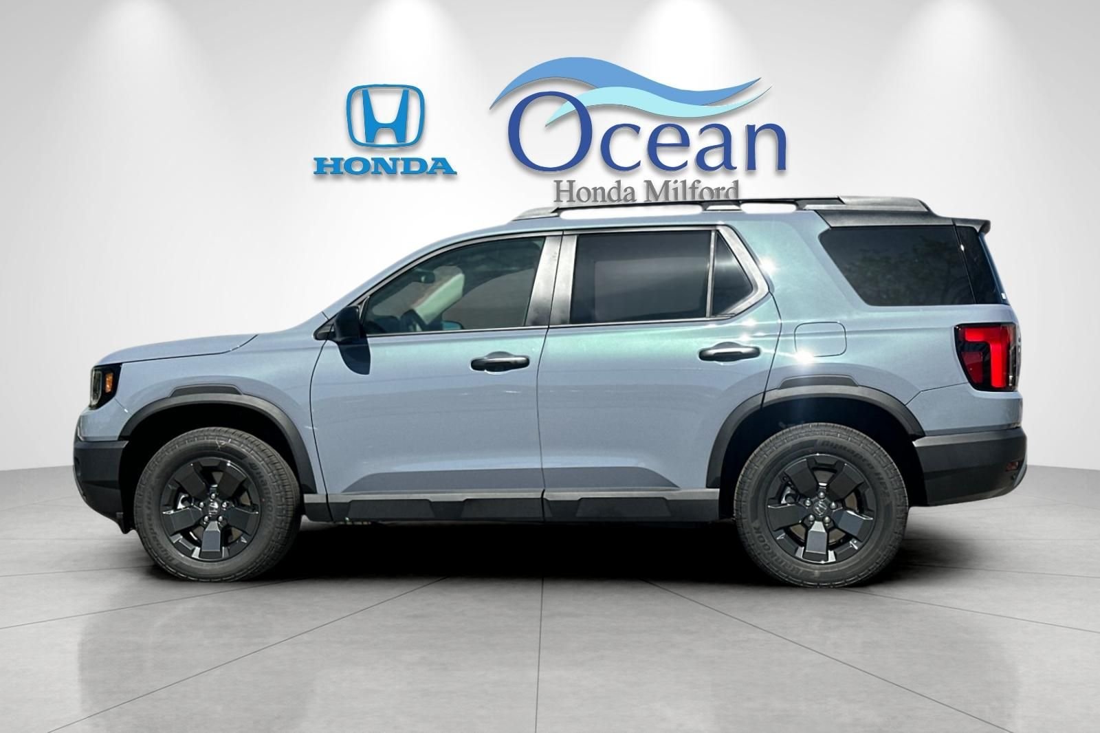 New 2026 Sonic Gray Pearl Honda RTL Towing image 2