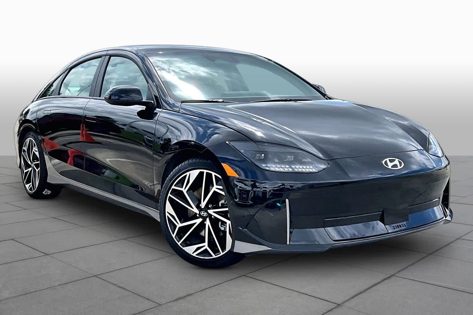 Used 2024 Hyundai IONIQ 6 SEL with VIN KMHM34AA2RA074045 for sale in Houston, TX