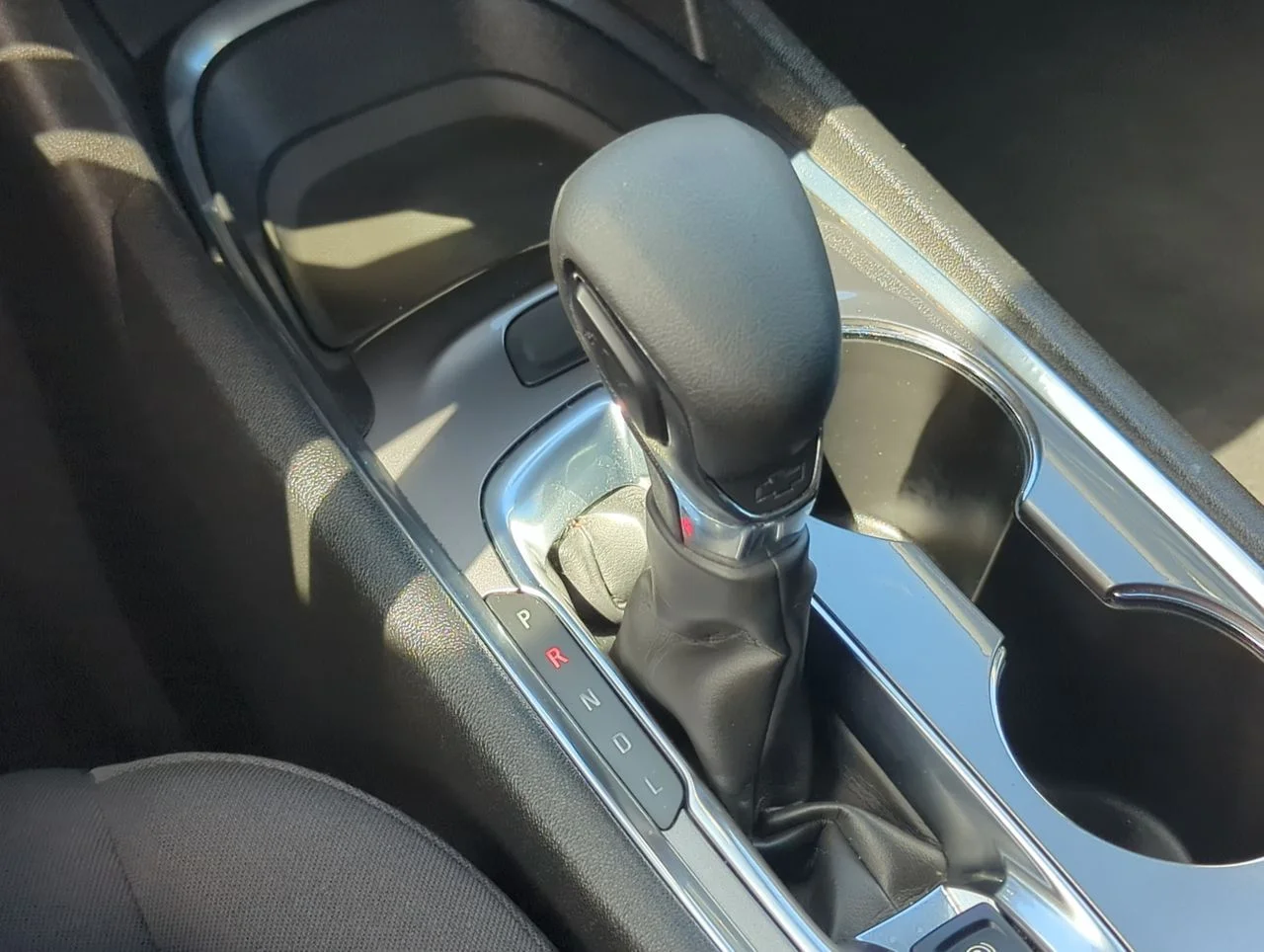 Used 2023 Summit White Chevrolet LT image 15