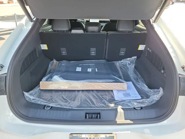 New 2026 Star White Metallic Tri-coat Ford Premium image 5