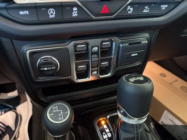 New 2027  Jeep Sahara image 25