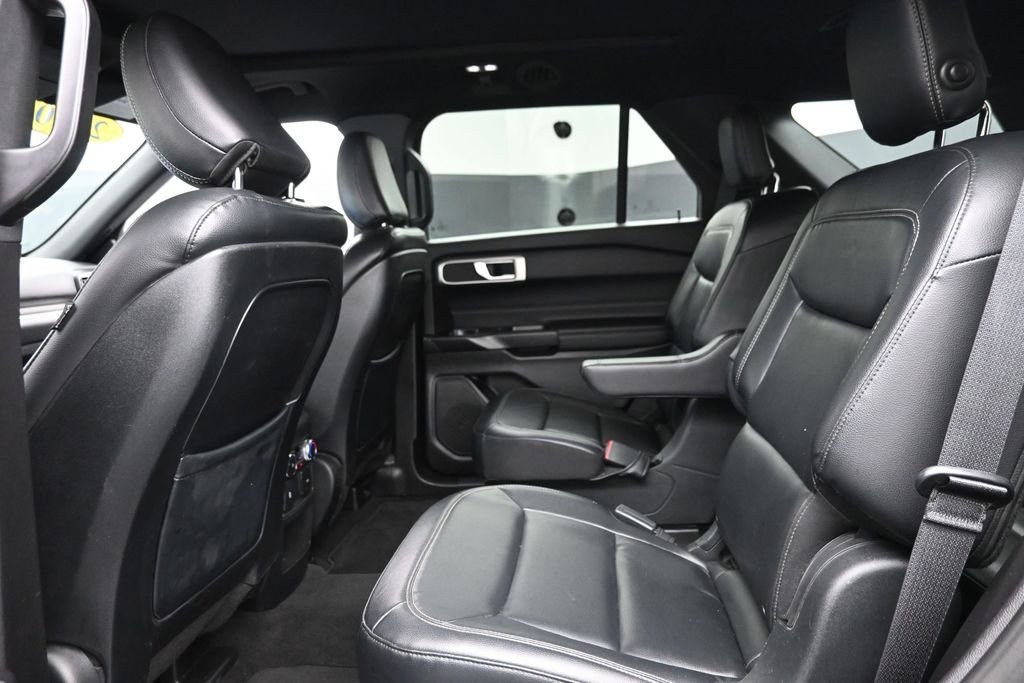 Used 2020 Green Ford XLT image 14