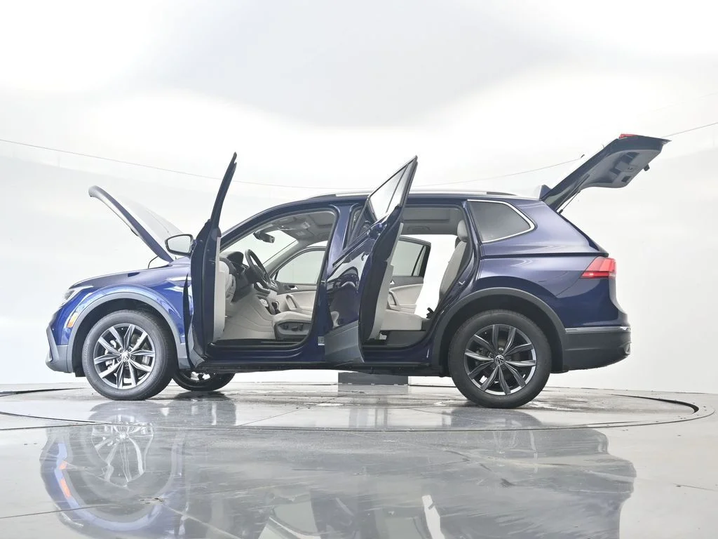 Used 2023 Blue Volkswagen 2.0T SE image 44