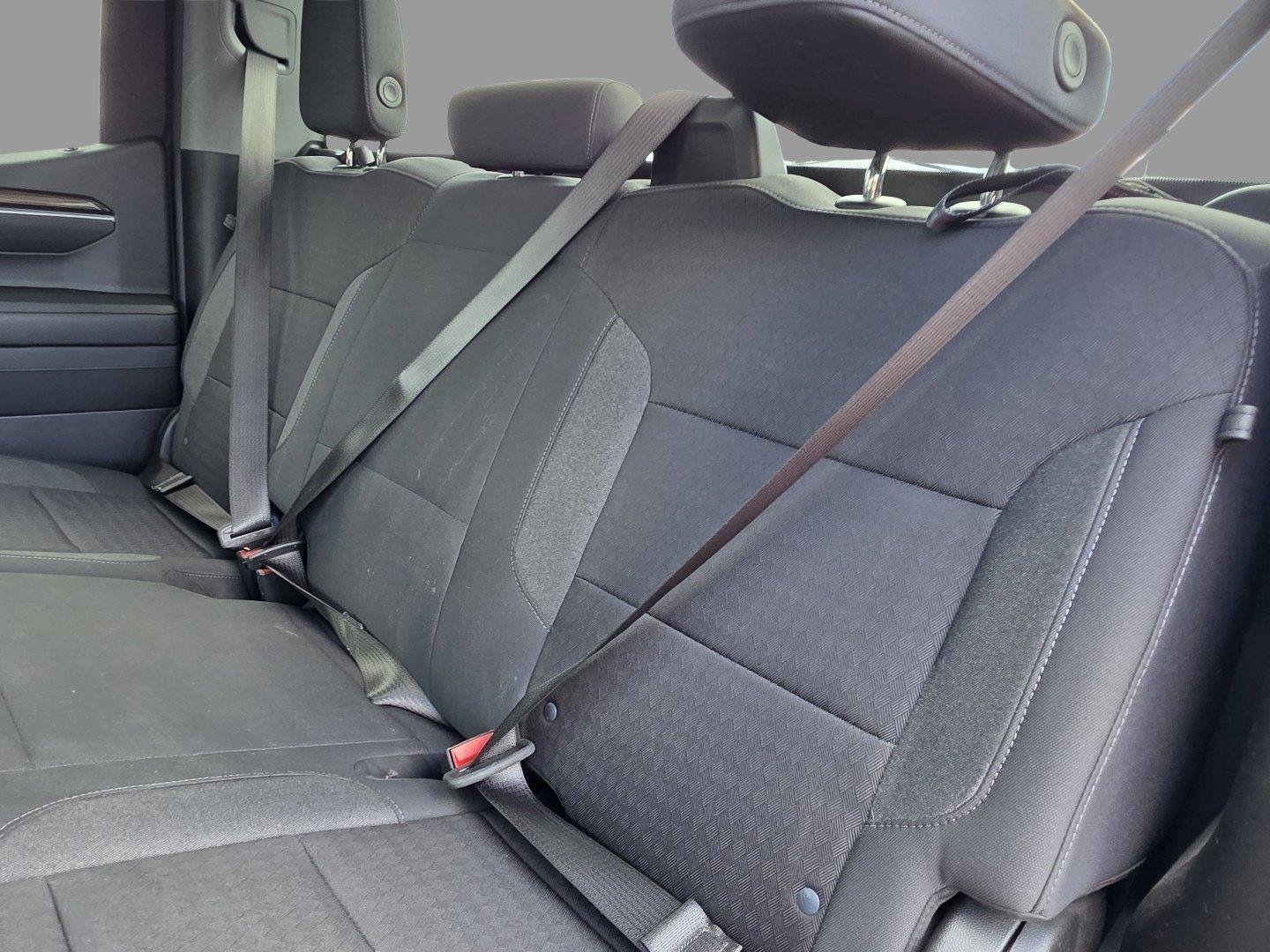 Used 2025 Sterling Gray Metallic Chevrolet LT image 27