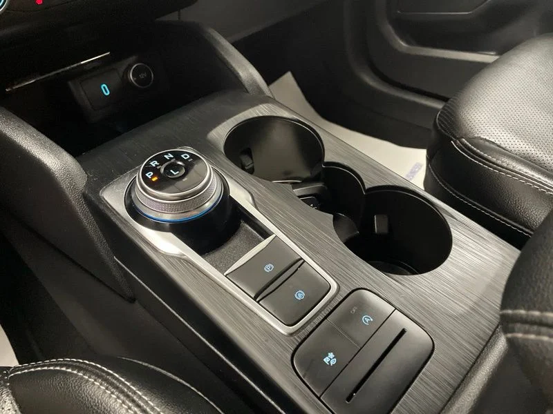 Used 2020 Black Ford SEL image 30