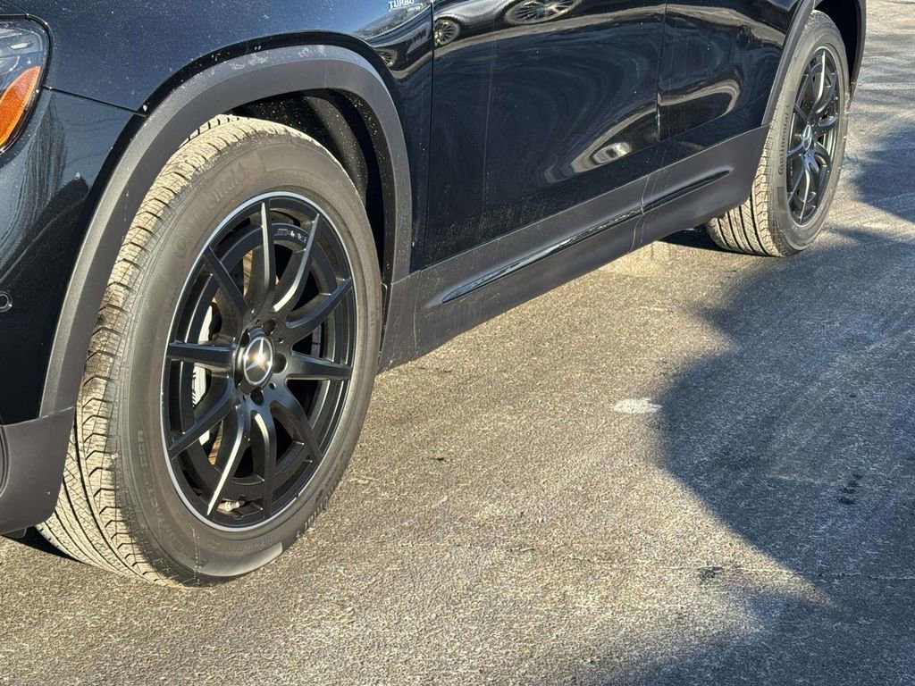 2026 Mercedes-Benz GLB AMG GLB 35 - Photo 13