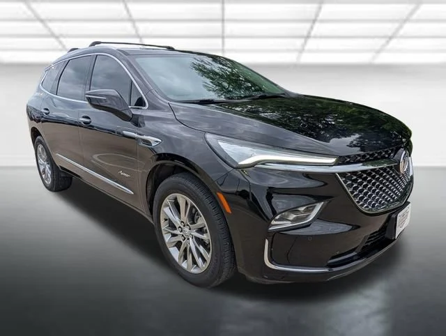 Used 2024 Ebony Twilight Metallic Buick Avenir image 1