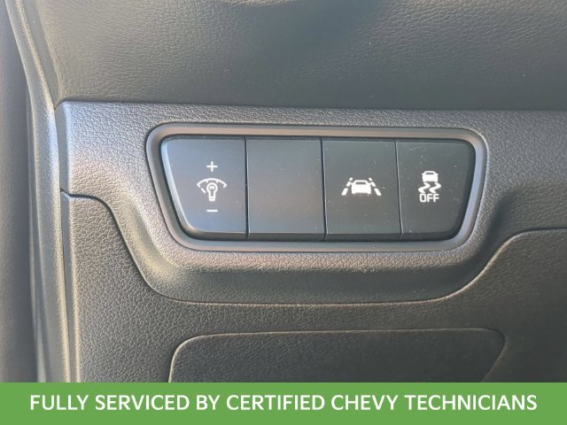 Used 2020 Silver Kia LXS image 22