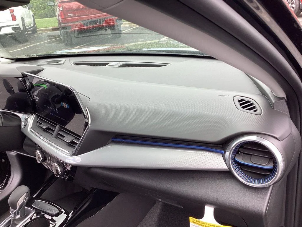 New 2026 Mosaic Black Metallic Chevrolet LT image 16