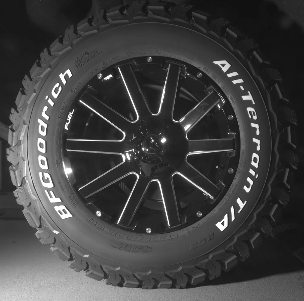 2025 Chevrolet Silverado 1500 ZR2 - Photo 14