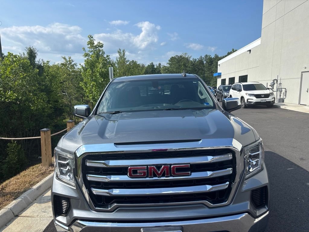 Used 2019 Steel Metallic GMC SLE image 2