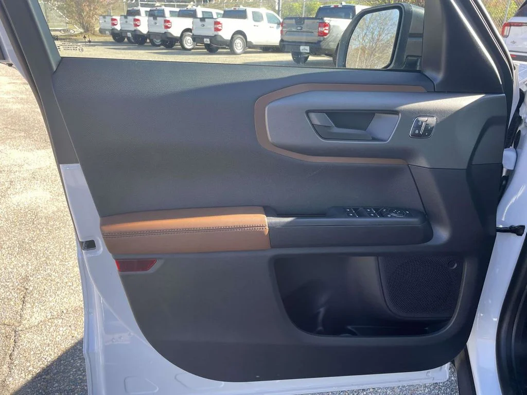 New 2025 Oxford White Ford Outer Banks® image 15