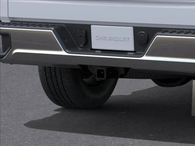 New 2026 Summit White Chevrolet LT (2FL) image 14