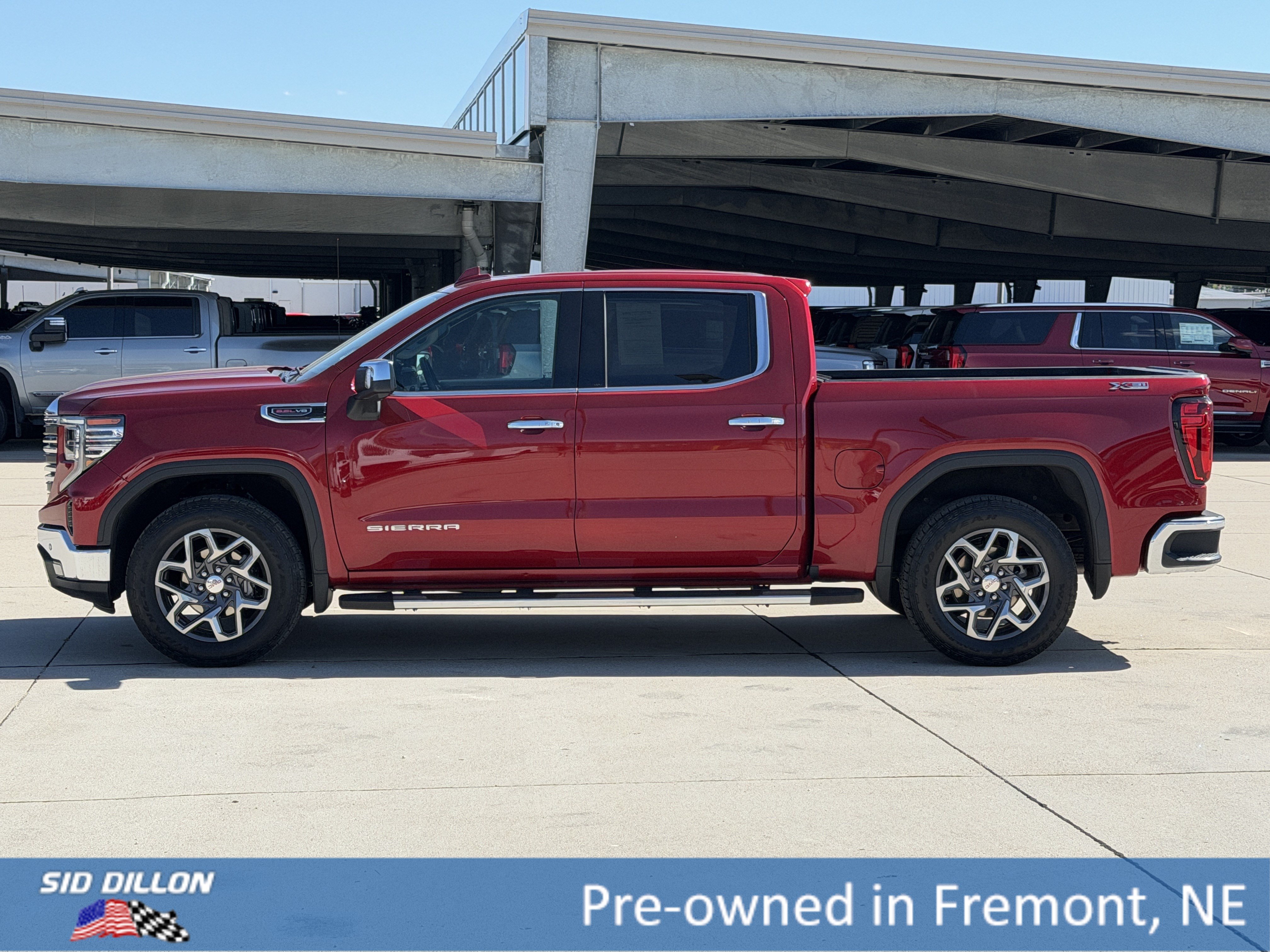 Used 2025 Volcanic Red Tintcoat GMC SLT image 7