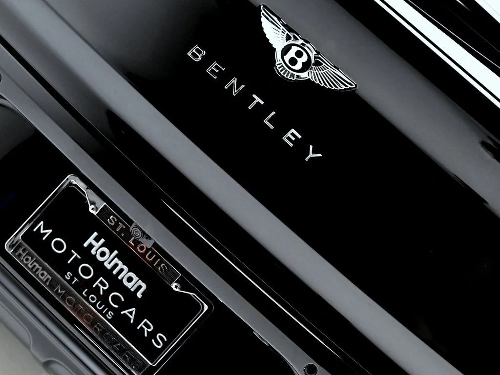 Used 2025 Beluga Bentley V8 image 27