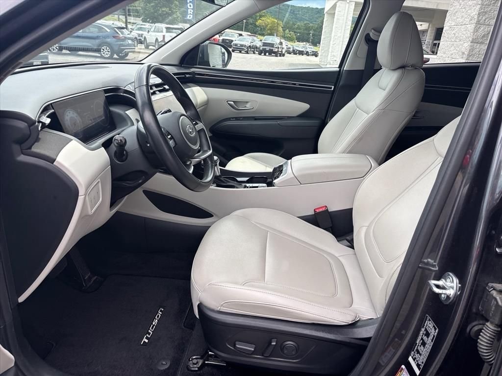 Used 2024 Dark Gray Metallic Hyundai SEL image 10