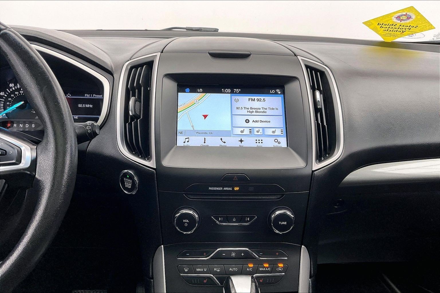 2017 Ford Edge SEL photo 4