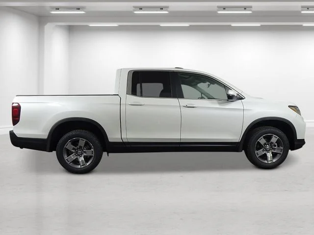New 2026 Platinum White Pearl Honda RTL image 7