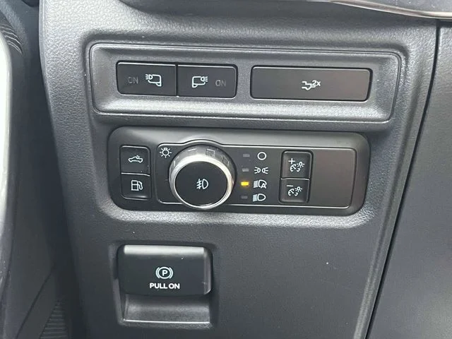 Certified Used 2023 Gray Ford XLT image 29