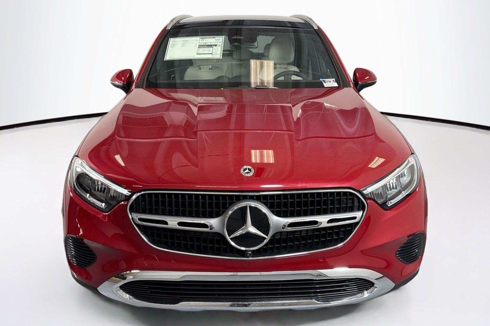 New 2026 Manufaktur Patagonia Red Metallic Mercedes-Benz GLC 300 image 2