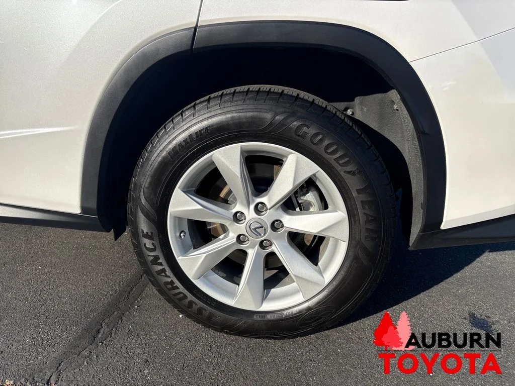 Used 2017 White Pearl Lexus 350 image 24