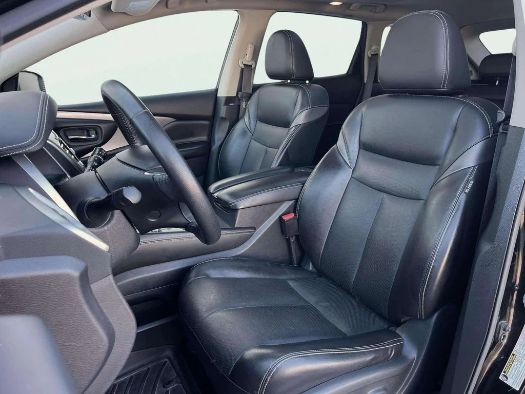 Used 2021 Magnetic Black Pearl Nissan SL image 23