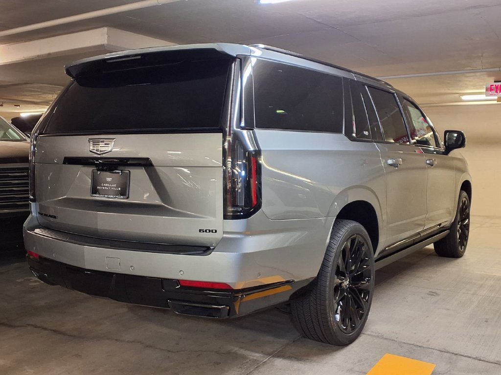 2026 Cadillac Escalade ESV Platinum Sport - Photo 8