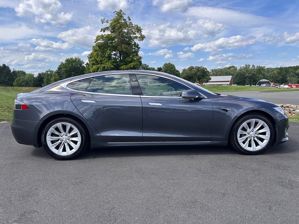 Used 2018 Gray Tesla 75D image 10