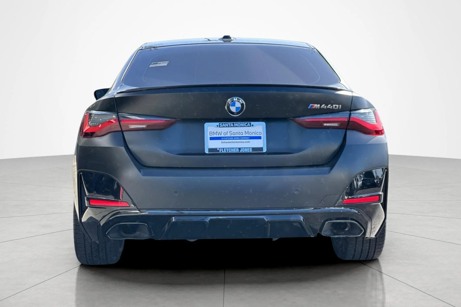Used 2024 Black Sapphire Metallic BMW M440i image 4