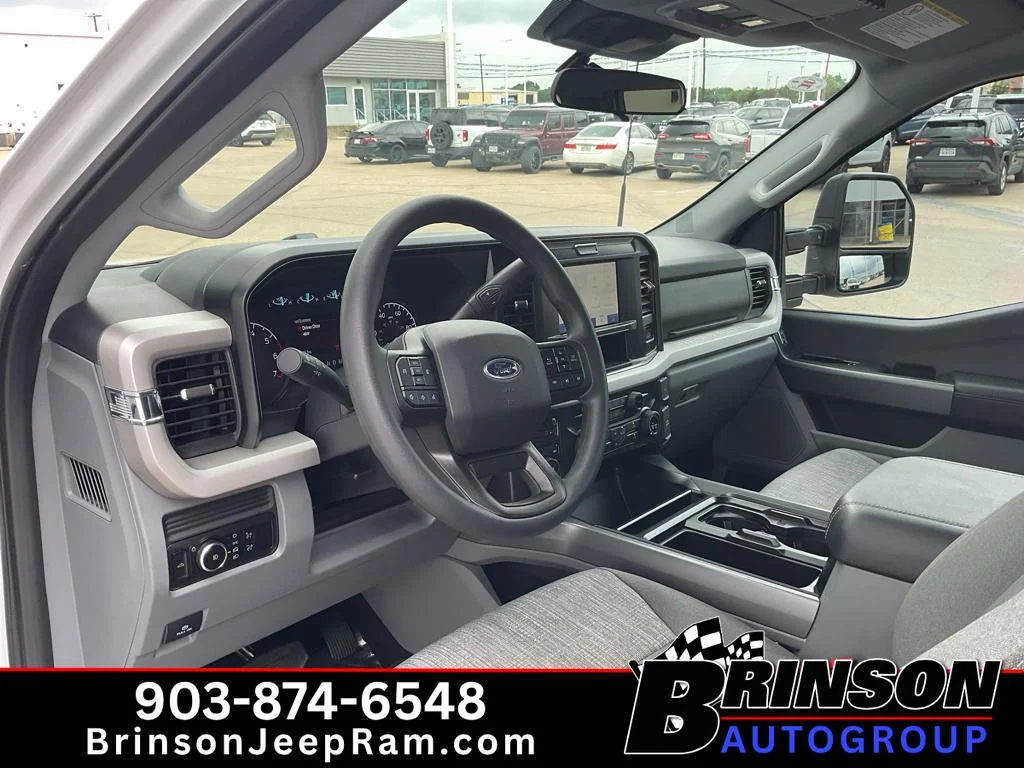 Used 2026 OXFORD WHITE Ford XLT image 25