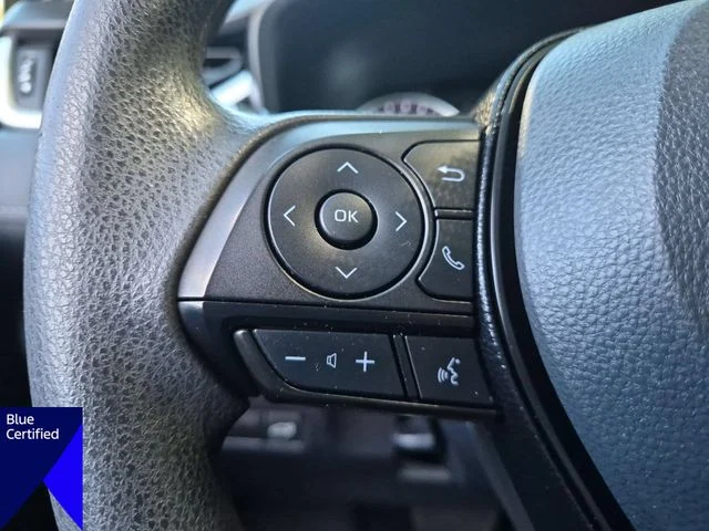 Used 2020 Black Toyota XLE image 18