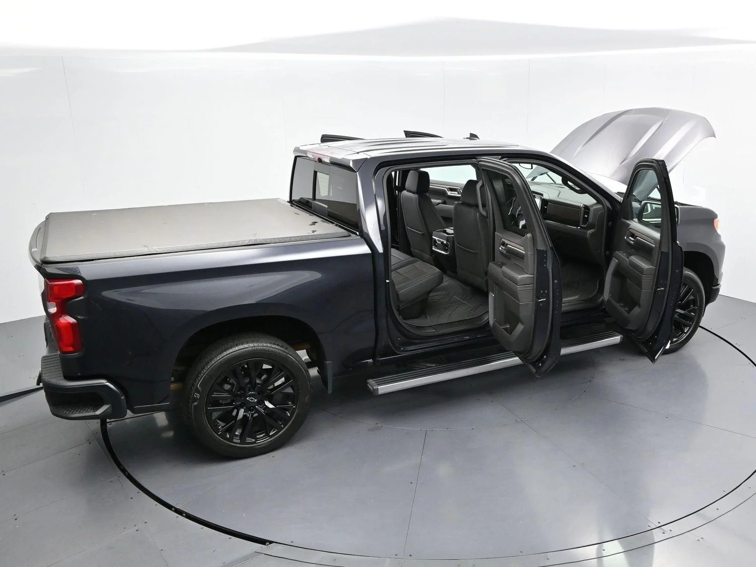 Used 2023 Dark Ash Metallic Chevrolet High Country image 36