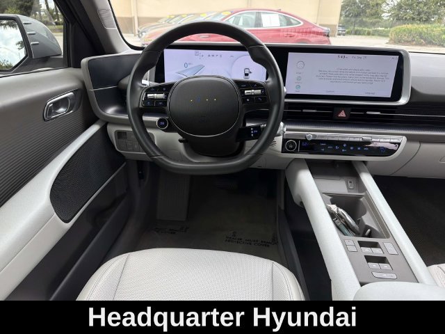Used 2024 Silver Hyundai SEL image 21