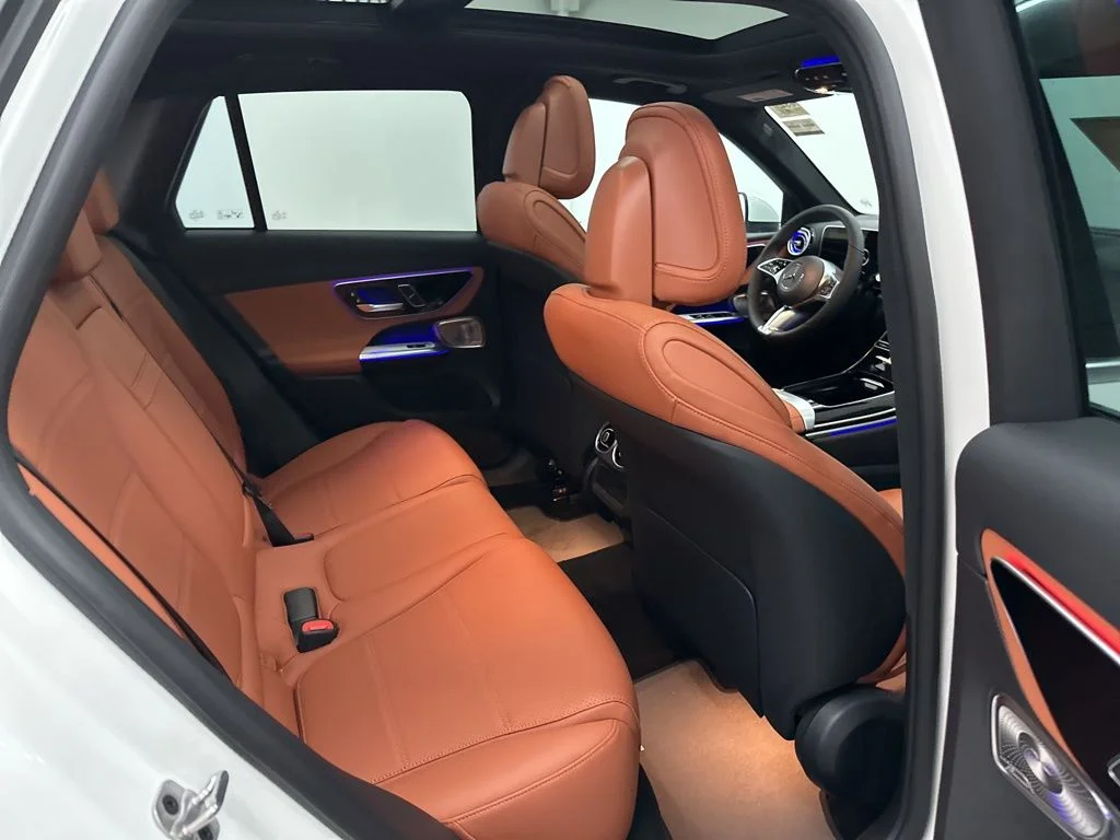 Certified Used 2026 White Mercedes-Benz GLC 300 image 26