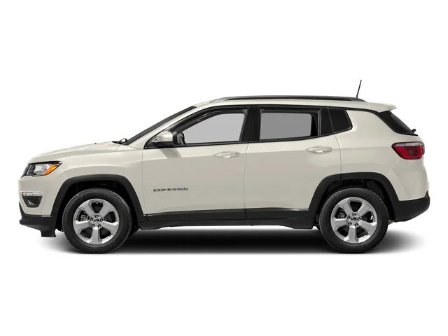 Used 2017 White Clearcoat Jeep Latitude image 3