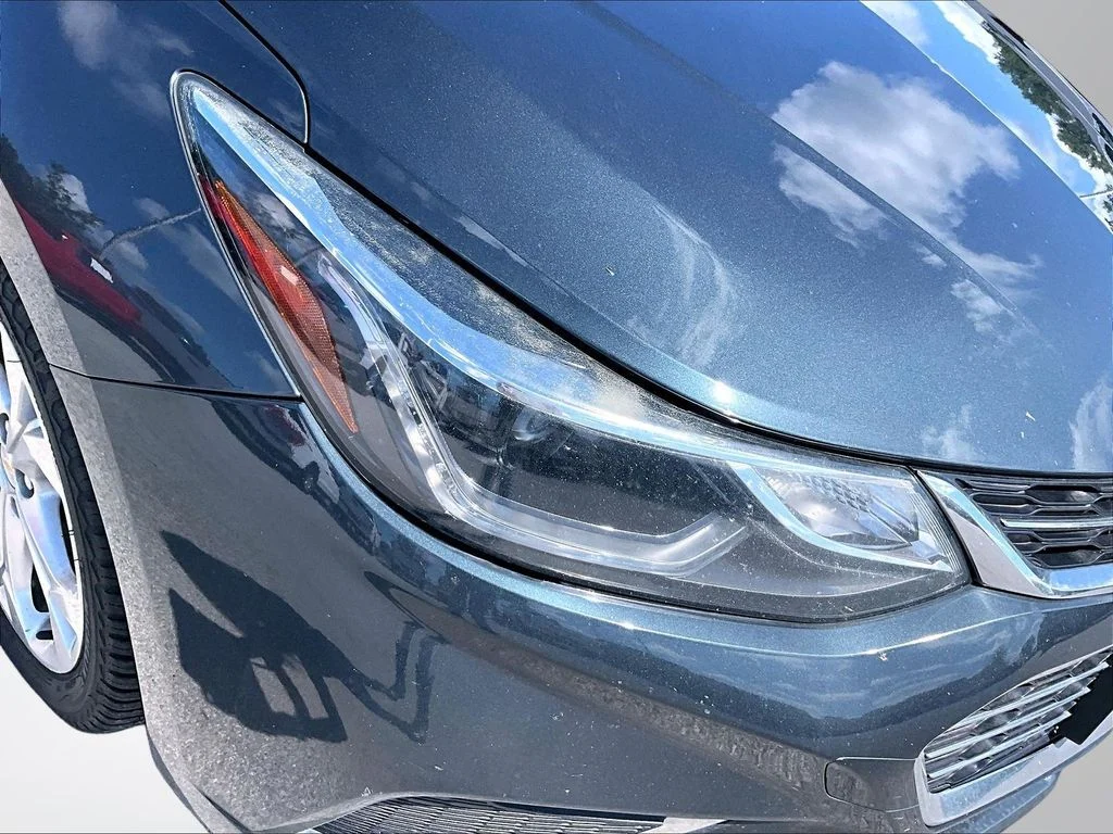 Used 2017 Gray Chevrolet Premier image 29