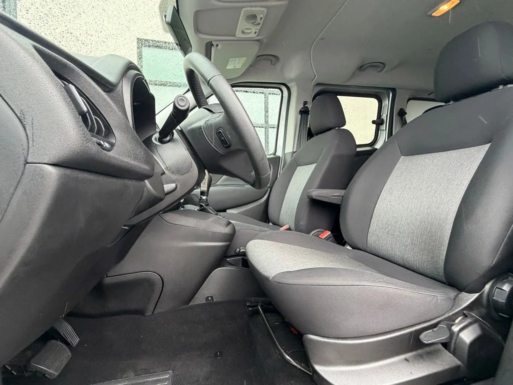 Used 2016 Silver Ram SLT image 6