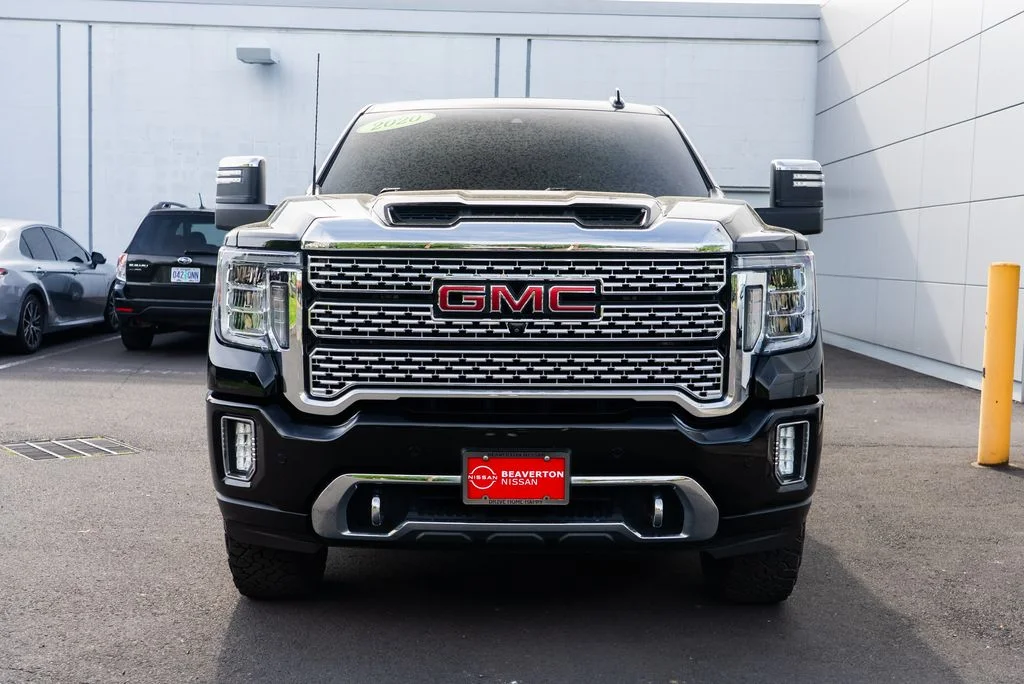 Used 2020 Black GMC Denali image 2