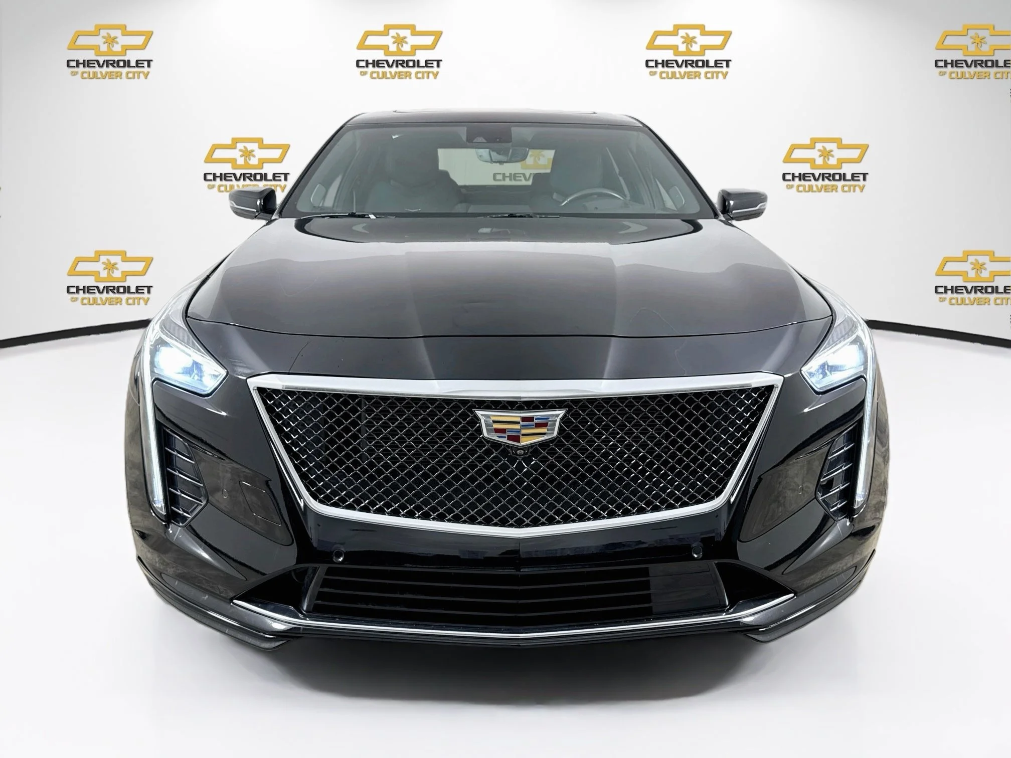 Used 2020 BLACK RAVEN Cadillac 4dr Sdn image 2