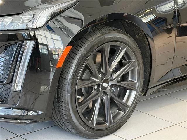 Used 2023  CADILLAC VSERIES image 27