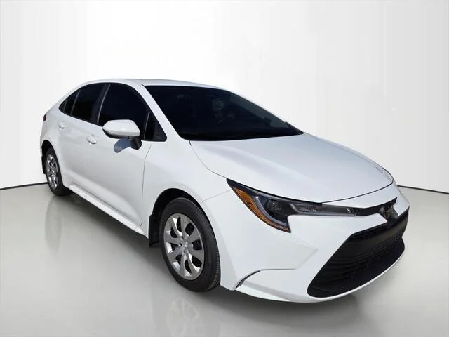Used 2026 Ice Cap Toyota LE image 6