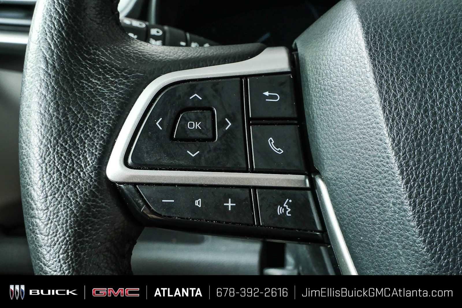 2024 Toyota Sienna XLE - Photo 10