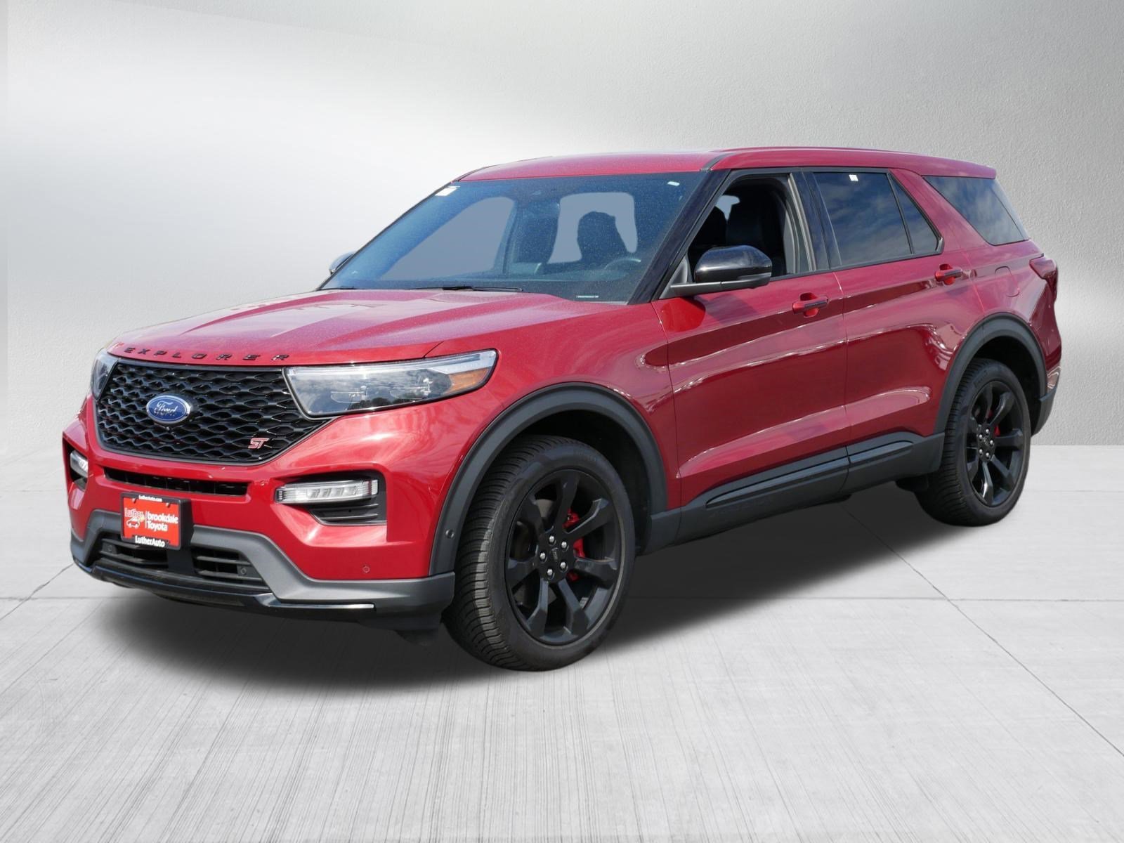 Used 2022 Rapid Red Metallic Tinted Clearcoat Ford ST image 3