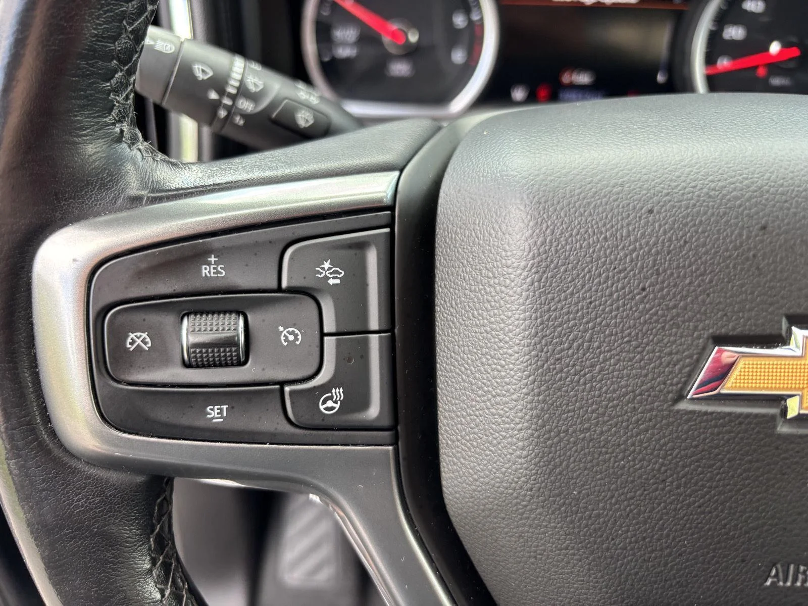 Used 2021 Shadow Gray Metallic Chevrolet LTZ image 21