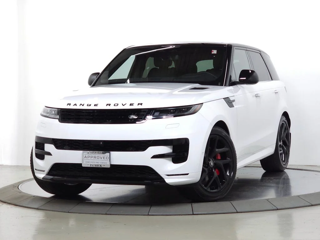 Certified Used 2025 White Land Rover Dynamic SE image 1