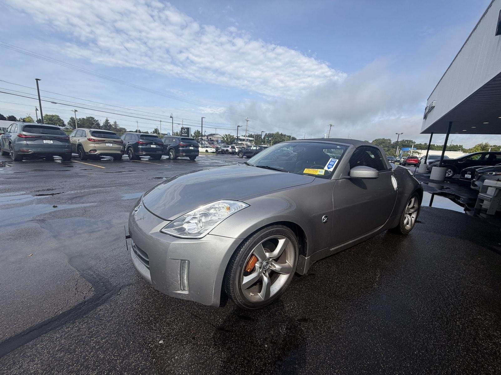 Used 2007 Carbon Silver Metallic Nissan Grand Touring image 3
